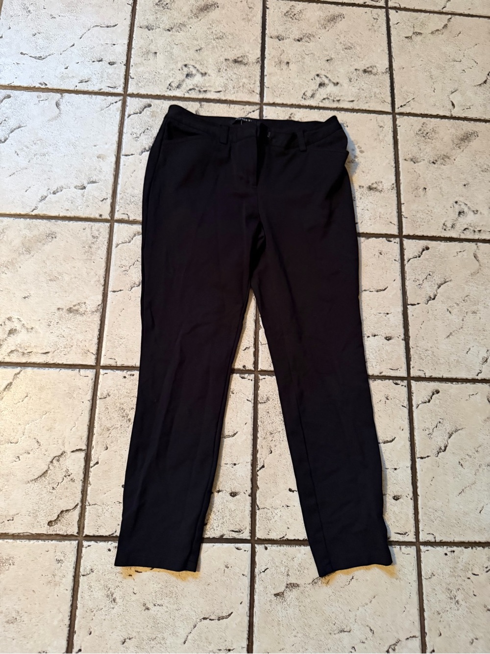 Women’s Black Capri - Classic Straight Fit